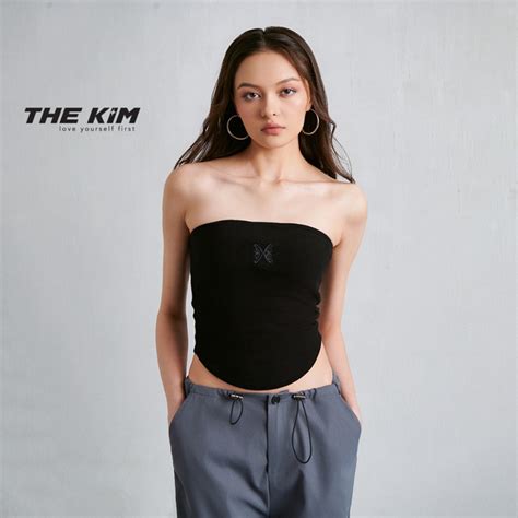 Hot girl triệu followers có nhiều set đồ sexy khoe body như tượng tạc mà không phản cảm