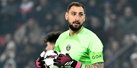 Donnarumma In Campo Con Il Psg E Messaggio Sui Social Dopo La Rapina