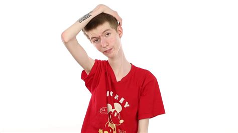 Daddy Long Neck Details When His Whole Arm Slipped Through Vagina While Fingering YouTube