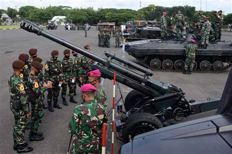 Foto Pelajari Kesenjataan Taruna Taruni Aal Tingkat I Angkatan Ke