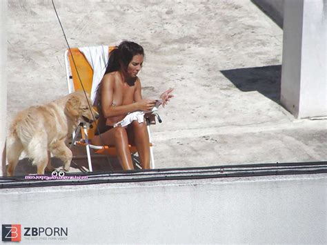 Morocha En La Terraza ZB Porn