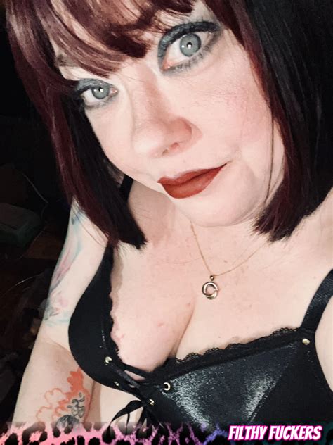 Tina Snua Selfies Nude Pics XHamster