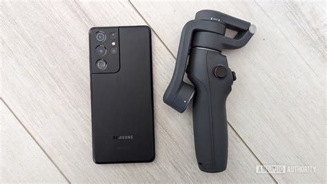 DJI Osmo Mobile 6 review: The best smartphone gimbal gets even better