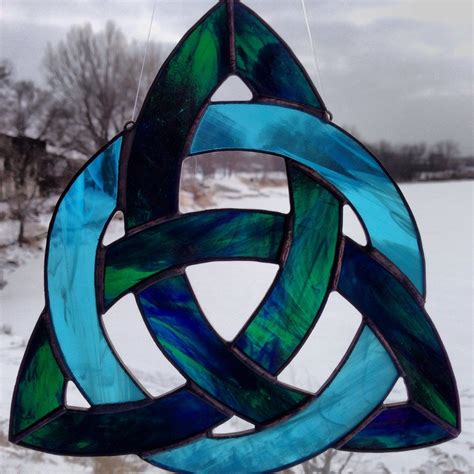 Pin By Sweveneers On Celtic Knot Stained Glass Celtic Knot Stained