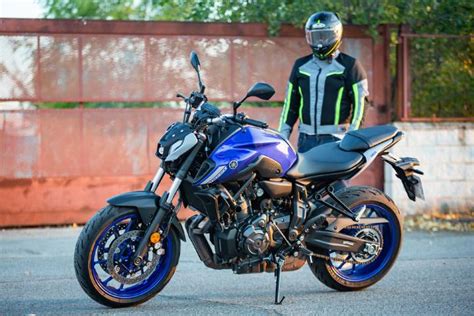 PRUEBA Yamaha MT 07 La Referencia Para Crecer MOTOSAN