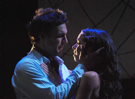 Las Escenas M S Hot De Victoria Onetto Y Nacho Gadano Infobae