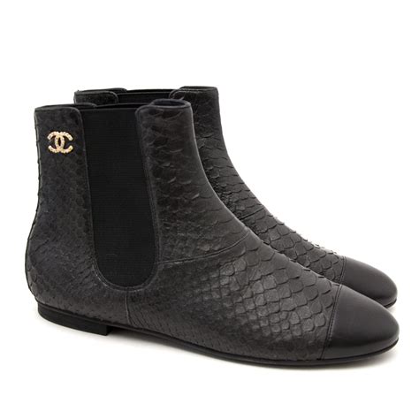 Shop safe online: authentic vintage Chanel clothes, bags, accessories ...