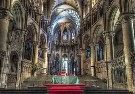 Gothic Architecture Characteristics And 10 Examples Archeetect