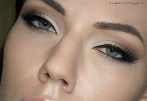 Lucky Kosmetista Romantic Make Up With Naked Basics Palette