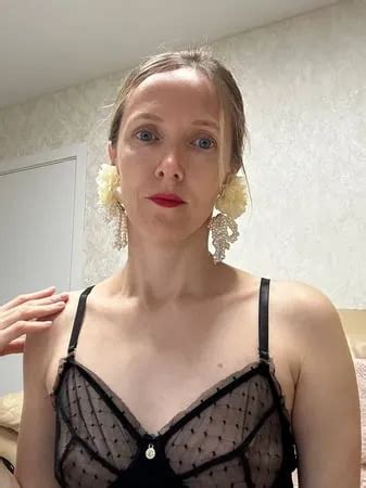 M S Gorgeous Tits Ass And Pussy Under A Very Hot Outfit Pics Xhamster