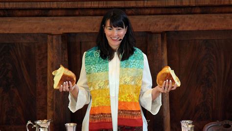 Pastor brings community into parish