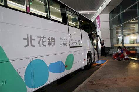 搭國道公路客運28日起須量體溫 旅客發燒可拒載 新聞 Rti 中央廣播電臺