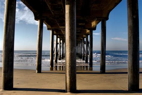 Huntington Beach Pier Sunburst Stock Image Image Of Fall Seagulls