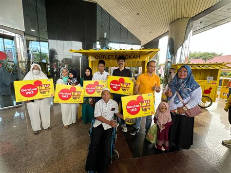 Indosat Region Sumatera Salurkan Outlet Barokah IM3 Bagi Masyarakat Di