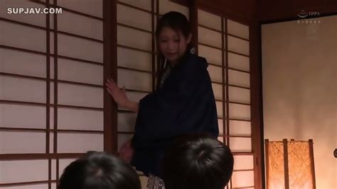 Tomoda Goes On A Hot Spring Vacation But Gets A Surprise