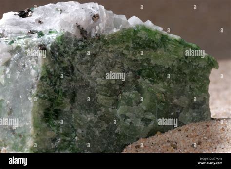 Chromdiopsid hi-res stock photography and images - Alamy