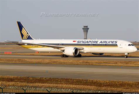 V Sca Singapore Airlines Boeing Dreamliner Photo By Hu Chen