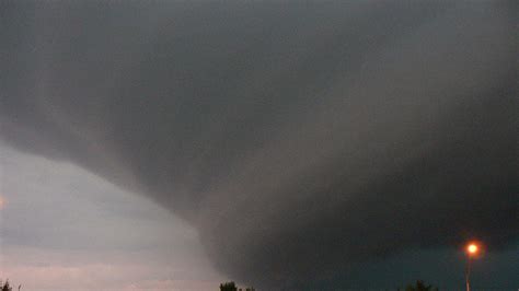 Derecho storm could hit South US. What to know about massive storms