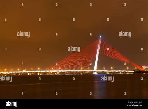 Night bridge at Da Nang, Vietnam Stock Photo - Alamy