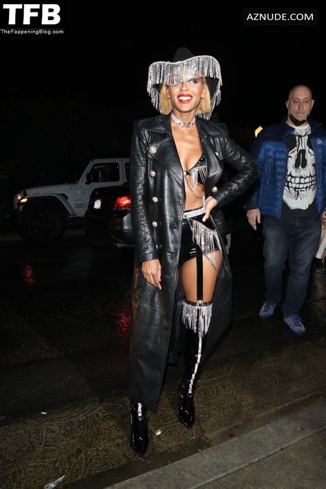 Meagan Good Sexy Seen Flaunting Her Hot Cleavage In A Cowgirl Costume At The Carnevil Halloween