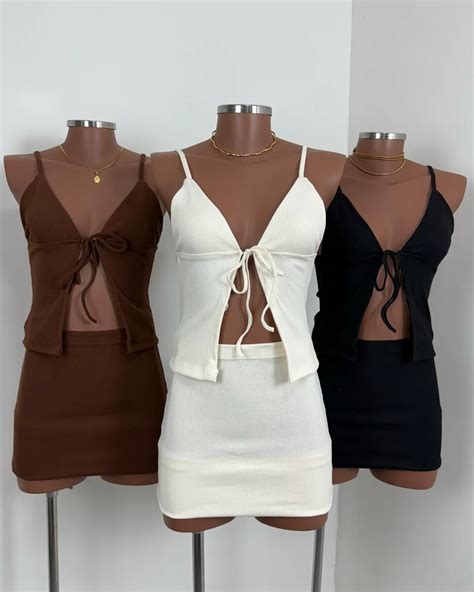 cropped lacinho saia básica cores off marrom nude e preto