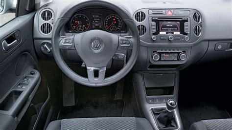 Vw Golf Plus 1 2 Tsi Im Fahrbericht Hochdach Golf Mit Turbomotor Auto Motor Und Sport