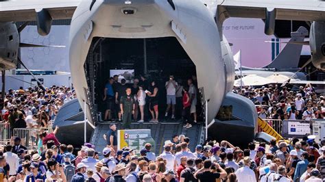 Salon du Bourget 2023 rendez vous sur le stand du ministère des