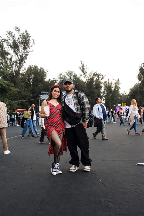 Galer A De Colores Y Outfits En El Corona Capital Freim Tv