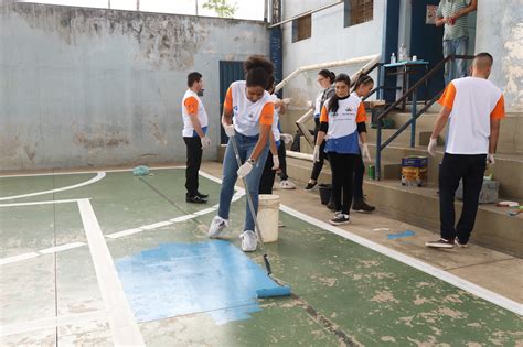 Alcoa realiza primeira ação comunitária em Caldas MG e beneficia a