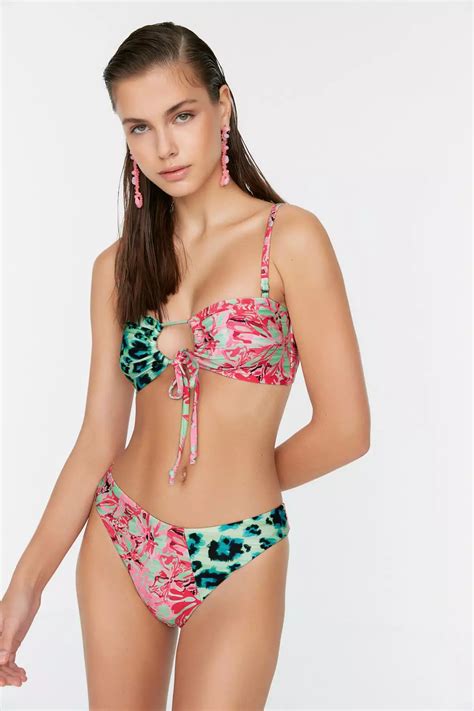 Buy Trendyol Color Block Bikini Bottom 2024 Online ZALORA Philippines