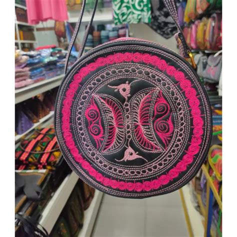 Jual Tas Selempang Bulat Bordiran Motif Khas Aceh Shopee Indonesia