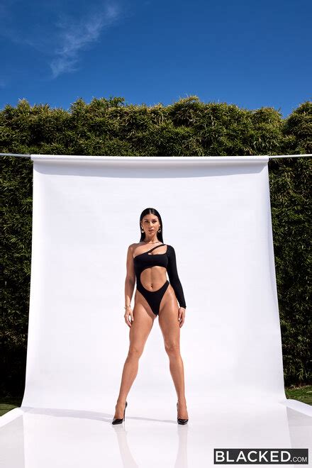 Quinne Saten 14244899 Queenie Sateen 15 Nude Porn Pic