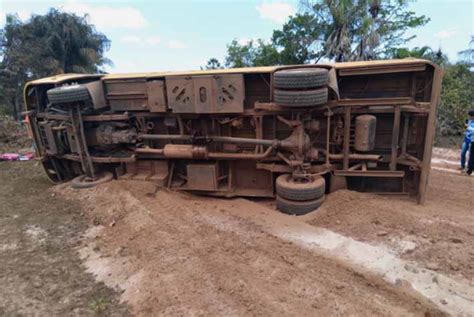 Grave Acidente Entre Carro E Motocicleta Deixa Um Morto Na BR 343 Em