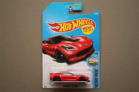 Hot Wheels 2017 Factory Fresh Corvette C7 Z06 Red