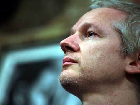 Ecuador Grants Asylum To Wikileaks Founder Assange India Today