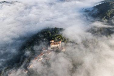 Castello Malaspina Di Monti Lunigiana World