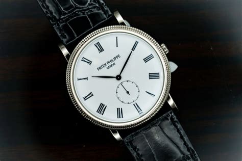 Patek Philippe G Calatrava White Dial Manual Wound White Gold