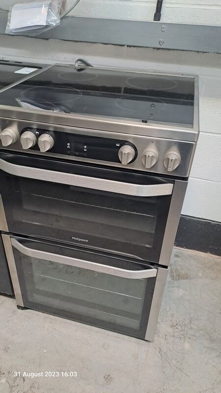 Hotpoint Hdm67v9hcx 60cm Electric Cooker Double Oven Ceramic Hob Silver