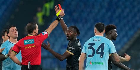 Baroni Lazio Non Guardare La Classifica Il Ds Cagliari L Arbitro