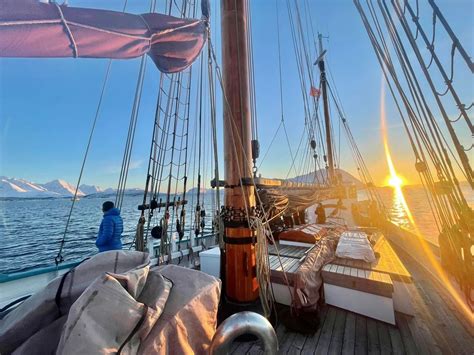 Croisi Re En Voilier Dans Les Lofoten Kazaden