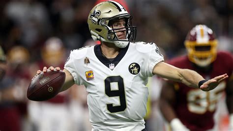 By The Numbers Drew Brees Sets Nfls All Time Passing Yards Record