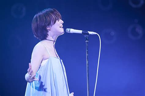 Moumoon「再会できたことが愛おしくてたまりません！」来年で結成20周年、5年ぶりのバンドを従えたツアー大成功！ ライブレポ解禁（yuka