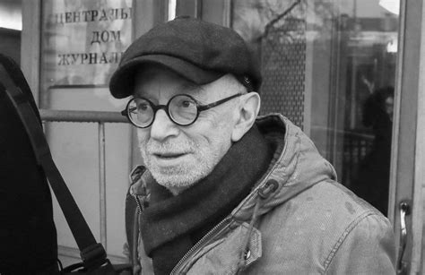 Умер Лев Рубинштейн - 24СМИ