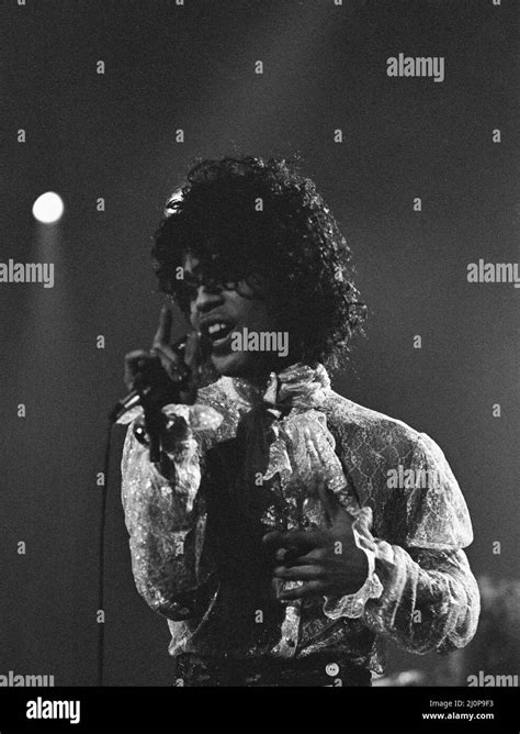 Prince purple rain tour Black and White Stock Photos & Images - Alamy