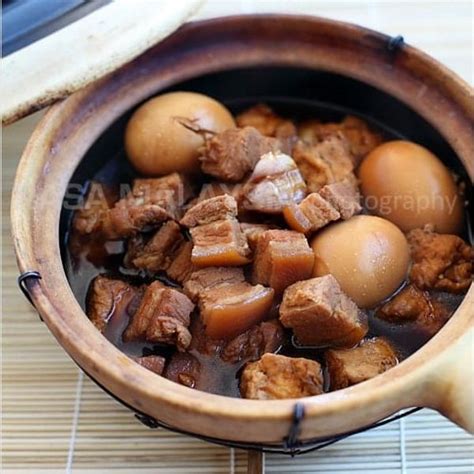 Braised Pork In Soy Sauce Recipe Tau Yew Bak Food Fam Recipes