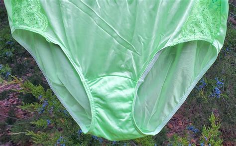 Shadowline Bikini Sissy Panty LACE M GREEN Citron Gem