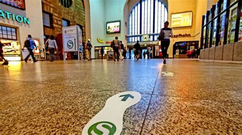 Stuttgarter Hauptbahnhof Was Halten Sie Von Der Neuen Wegf Hrung