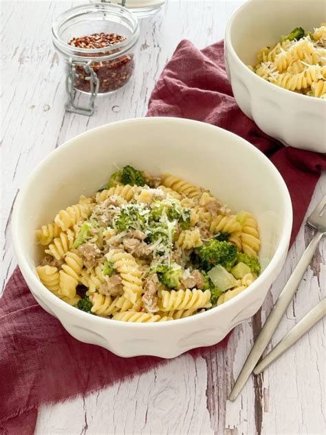 One Pot Sausage Broccoli Pasta Italian Kitchen Confessions