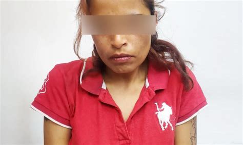 Detienen A Mujer Que Intent Ingresar Droga Al Penal De Cholula Cinco