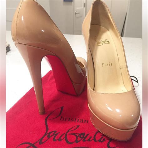 Christian Louboutin Nude Bianca Pumps Gem
